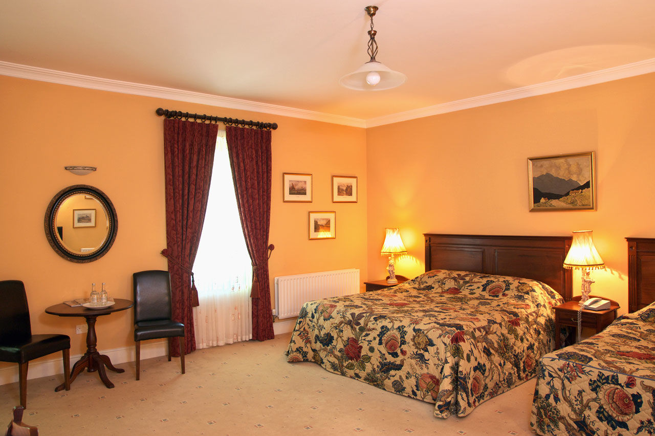 Lough Inagh Lodge Hotel Ресесс Экстерьер фото